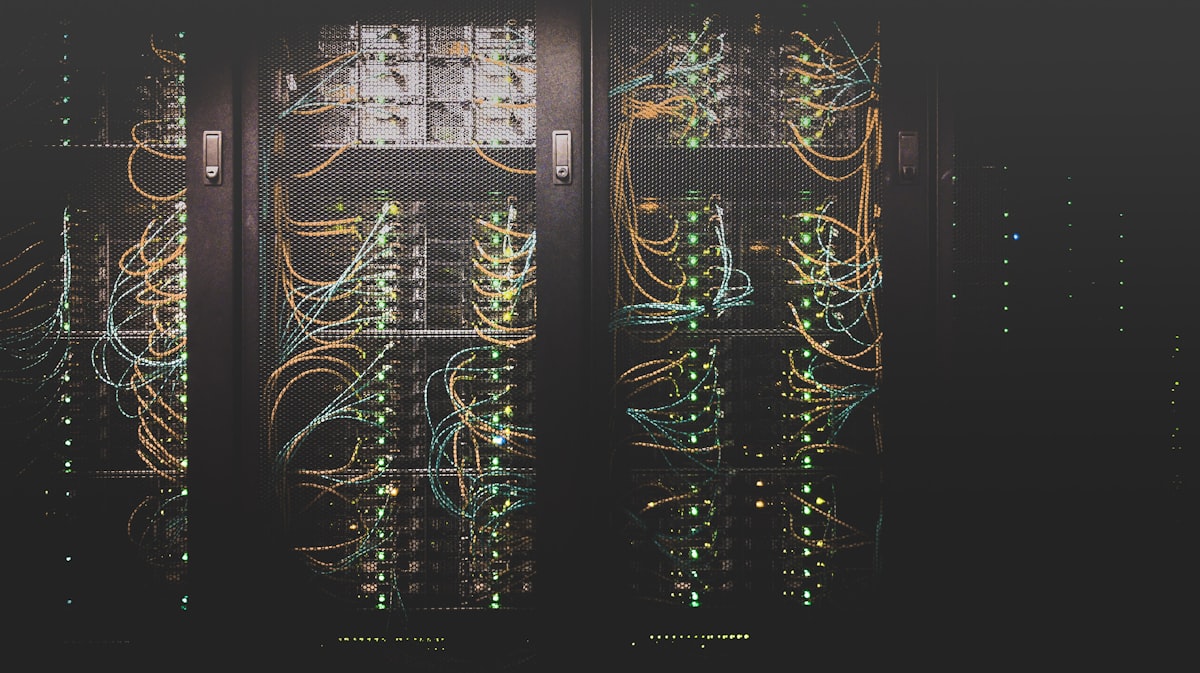 Servidores dedicados ou VPS: qual faz sentido para si